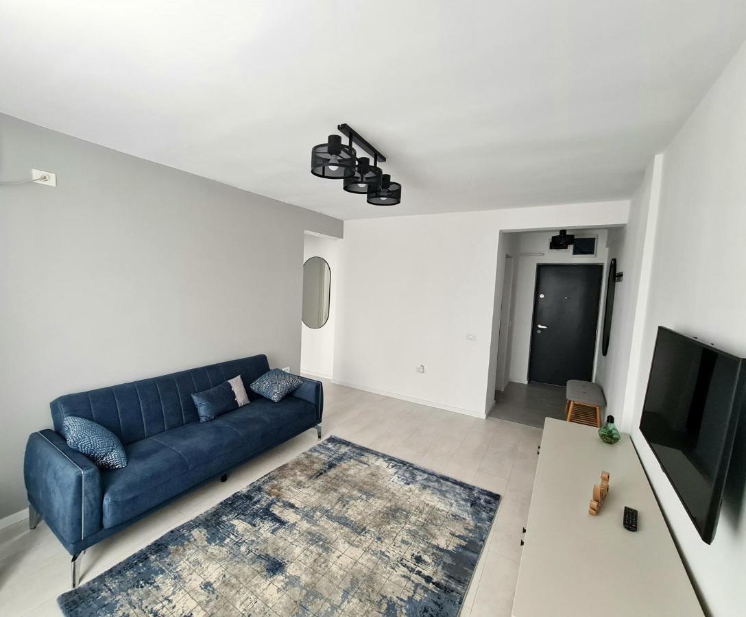 Dolphin Apartment Near Neversea Beach コンスタンツァ エクステリア 写真